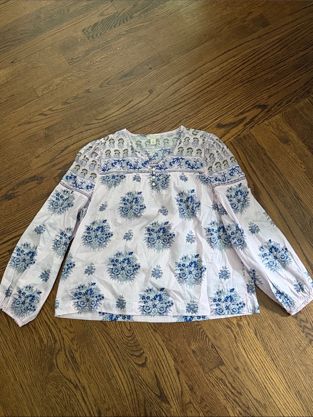 Light Purple Floral Embroidered Long-Sleeve Women's Top